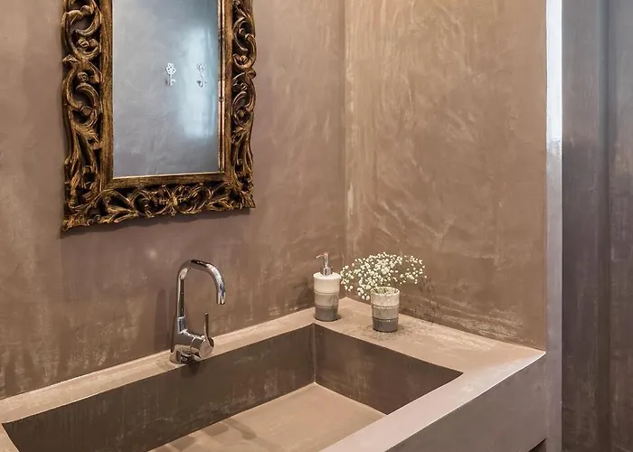 The Loft Hut * Ermoupoli