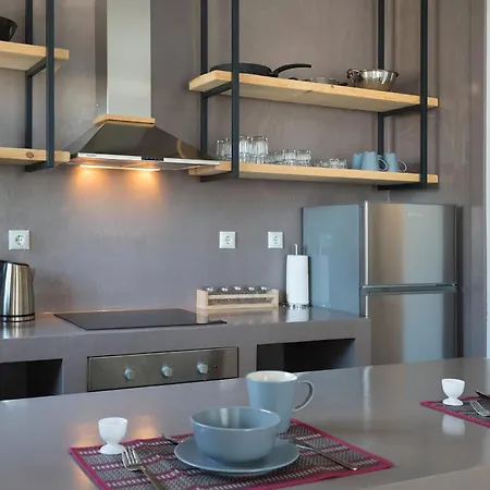 The Loft Hut Apartment Ermoupoli